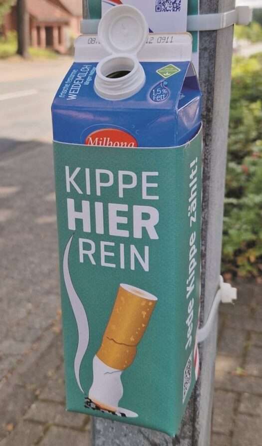 Aus einer Milchtüte wird einfach eine Kippentüte